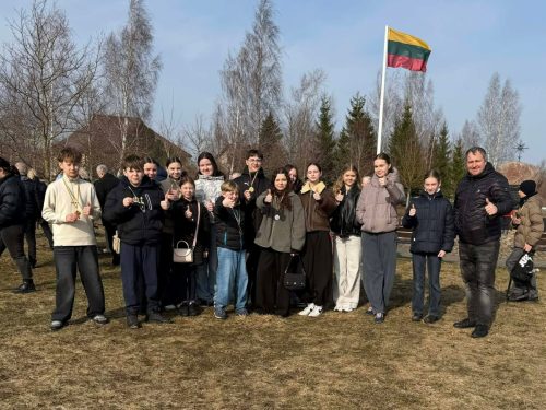 Messenger creation 5668F95E-B06C-443C-8A16-16B5F87FEF5D